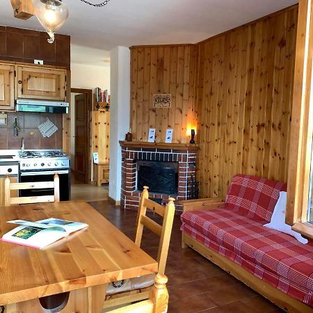 Piccola Residenza By Holiday World Apartment Oga Екстериор снимка